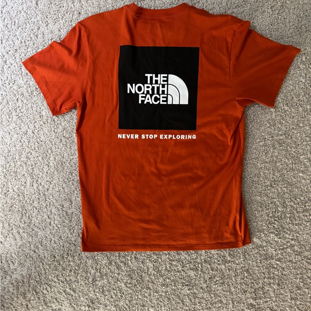 The North Face Never Stop Exploring Box Logo Short-Sleeve T-Shirt - Red